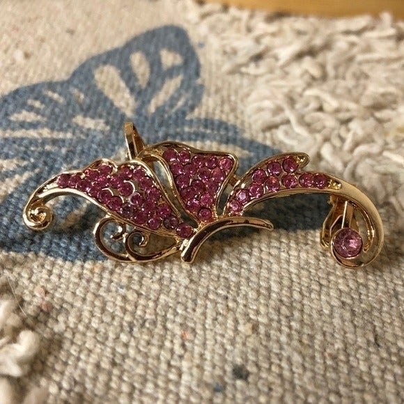 Butterfly Rhinestone Ear Cuff Clip On Gold & Pink NEW - Picture 2 of 6